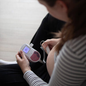 Ljud till hjärtljud med en ultraljudsmonitor för hemmabruk